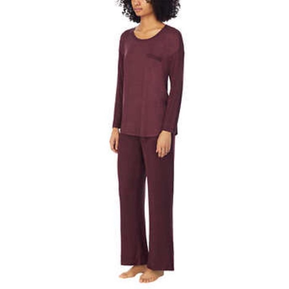 Midnight by Carole Hochman 2-piece
Lounge Set